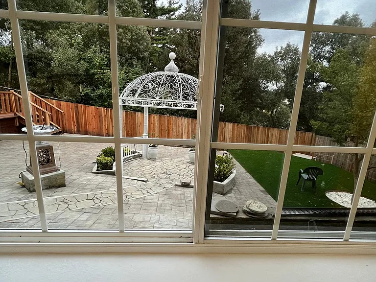 28 Martins Ln #2 — Photo 1