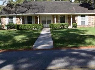 203 Ridgewood Dr, Spring, TX 77386