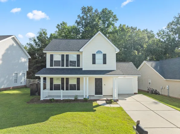 616 Saint Ives Ln, Goose Creek, SC 29445