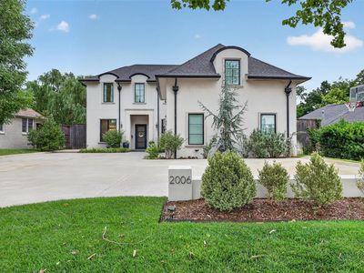2006 Huntington Ave, Nichols Hills, OK, 73116