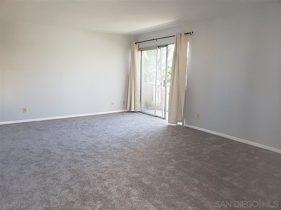 3rd image of 467 Ballantyne St Unit 45
