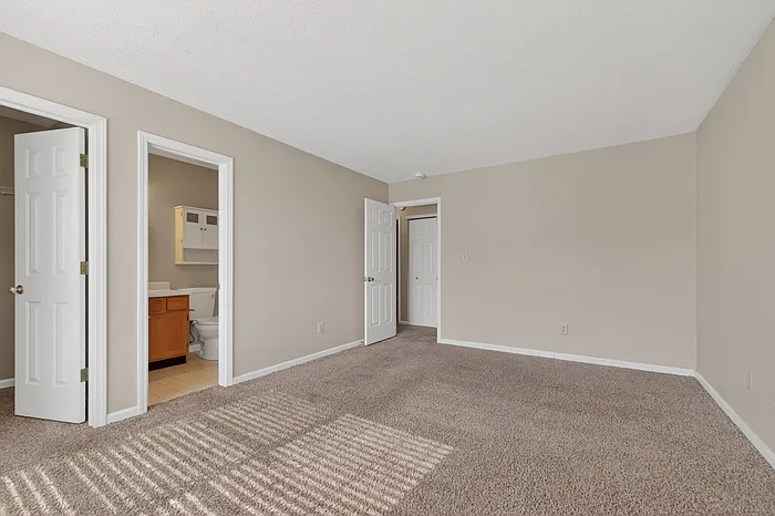9833 Worthington Blvd — Photo 20