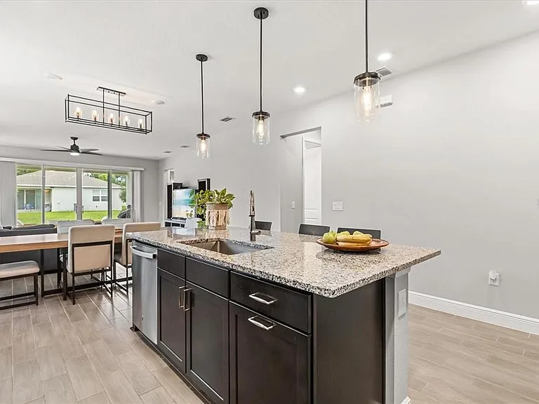 1020 River Otter Way — Photo 3