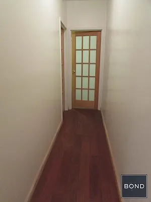 Rented by Bond New York | media 37