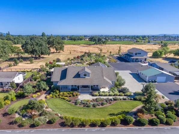 4012 Cervantes Road, Santa Rosa, CA 95403