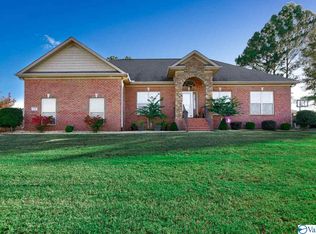 114 Rick Turner Dr, Huntsville, AL 35811