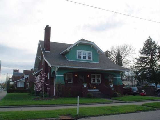 1st image of 202 Fair Ave NW