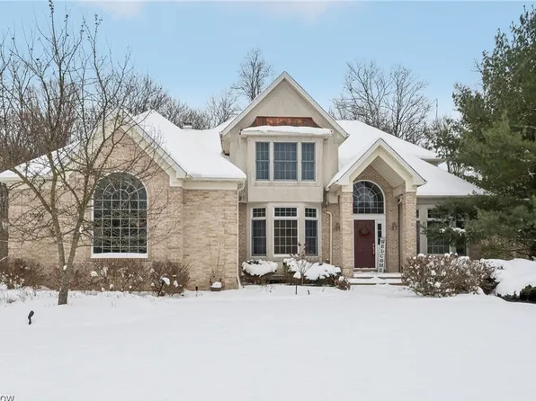 37462 Tidewater Dr, Solon, OH 44139