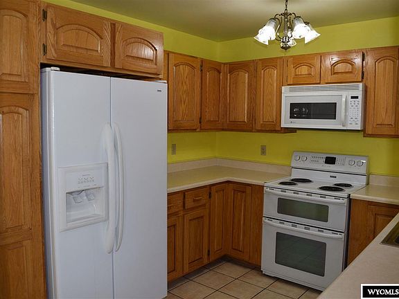 5th image of 8 Lakota Ct