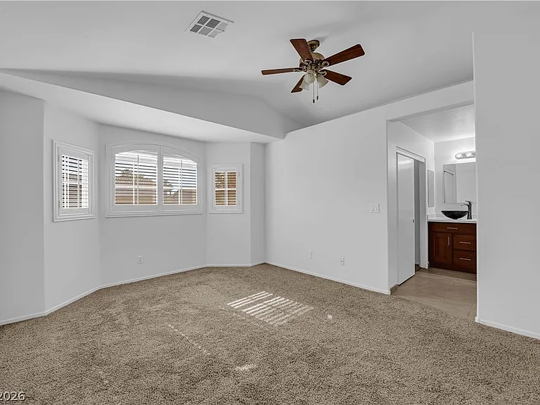 8915 Sandy Slate Way — Photo 17