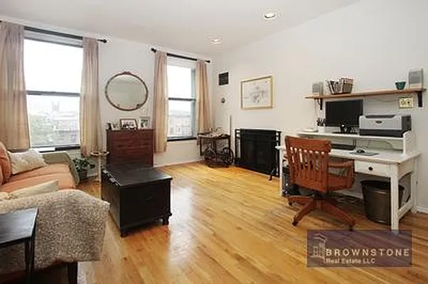 Sold by Brownstone Real Estate | media 16