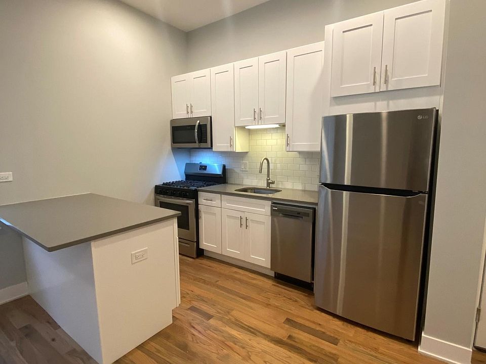 1st image of 354 W Dickens Ave #66