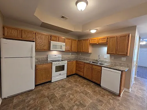 118 Florence Ct — Photo 12