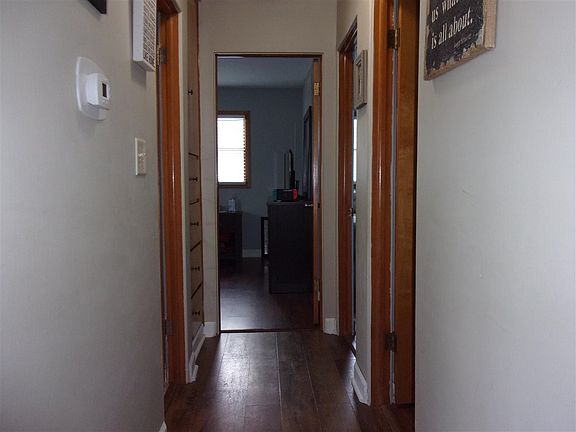 5th image of 2620 Anna Ave