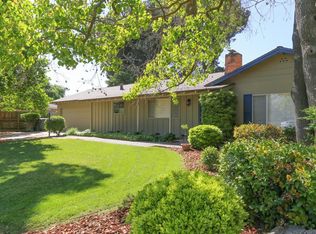 15453 W B St, Kerman, CA 93630