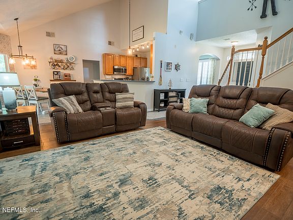 4th image of 1508 BAY HARBOR Drive
