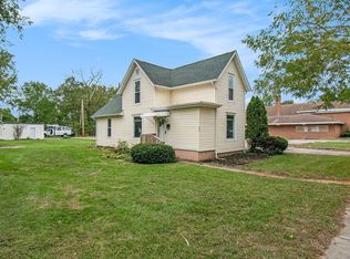 817 W Blaine Ave, Elkhart, IN 46516