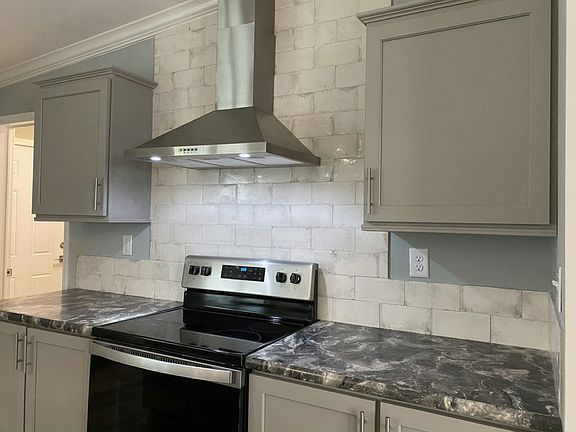 5th image of 900 N Broad St #2YRQEG