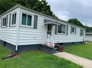 23 Reedy Rd, Huddy, KY 41535