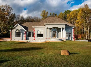 147 Babbs Mill Rd, Hampton, GA 30228