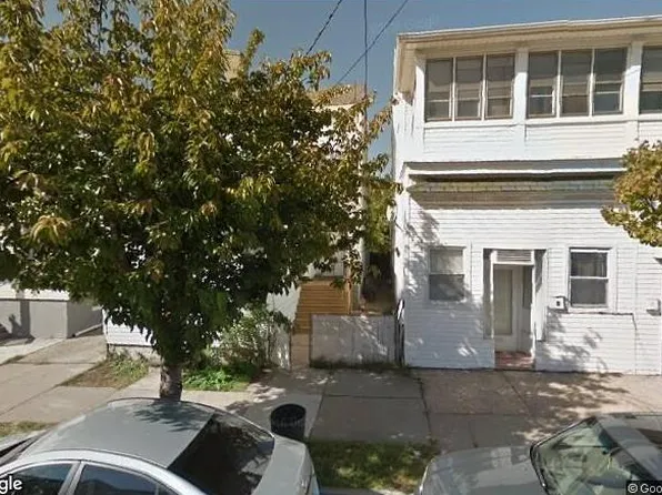 179 Hamilton St, New Brunswick, NJ 08901