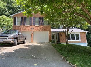 15307 Iris Ln, Dumfries, VA 22025