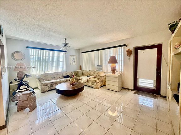 3rd image of 337 Durham Cir #337-J