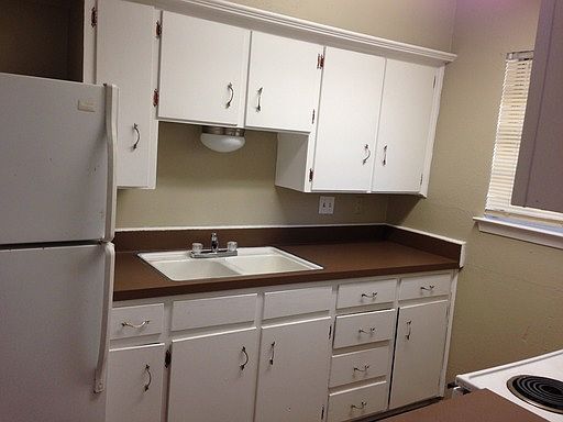 5th image of 1500 E Beverly Dr APT 209