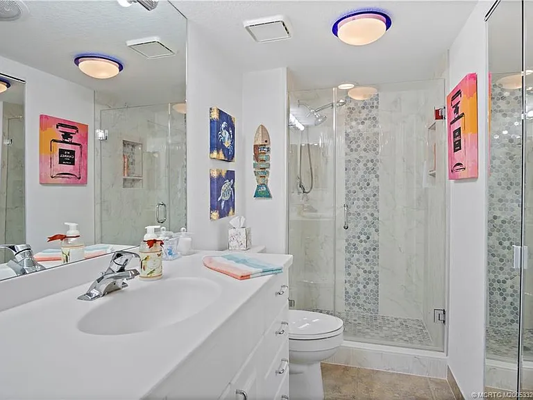 245 NE Macarthur Blvd #12 — Photo 11