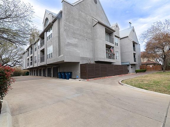 2nd image of 4303 Buena Vista St APT 101