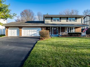 5157 Pepper Dr, Rockford, IL 61114