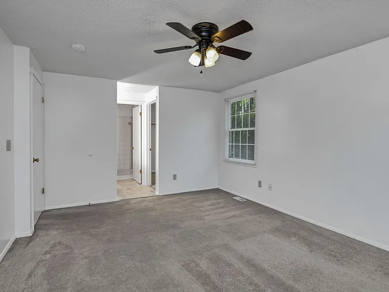 220 N Donar Dr — Photo 23