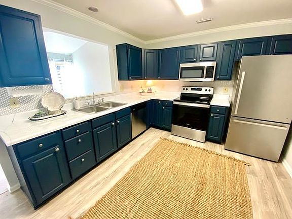 2nd image of 7500 Creek Song Ct