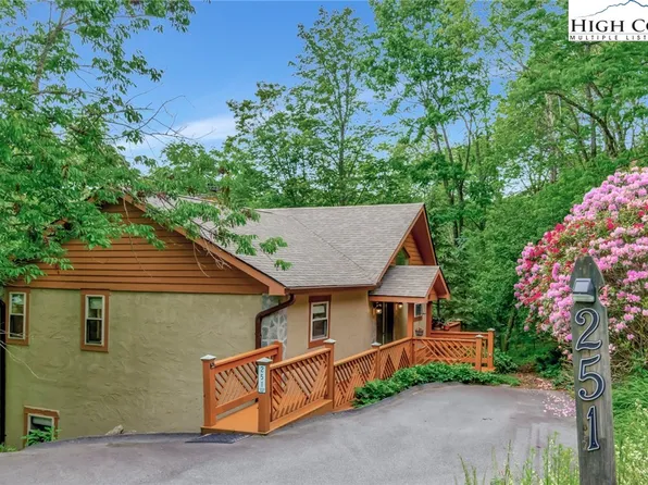251 Skiview Road, Seven Devils, NC 28604