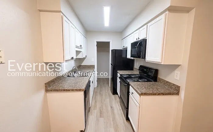 2 bed, 2.0 bath, 1148 sqft, $1,295 — Photo 3