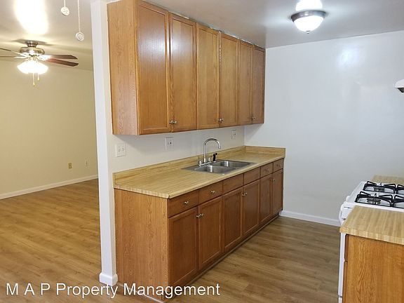 4th image of 7648 Pickering Ave APT B