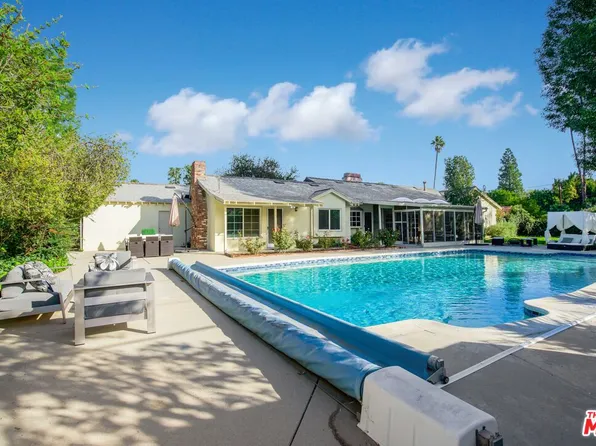 6207 Melba Ave, Woodland Hills, CA 91367