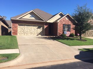 1821 NW 157th St, Edmond, OK 73013