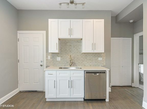 5th image of 1301 S 51st Ave #2F