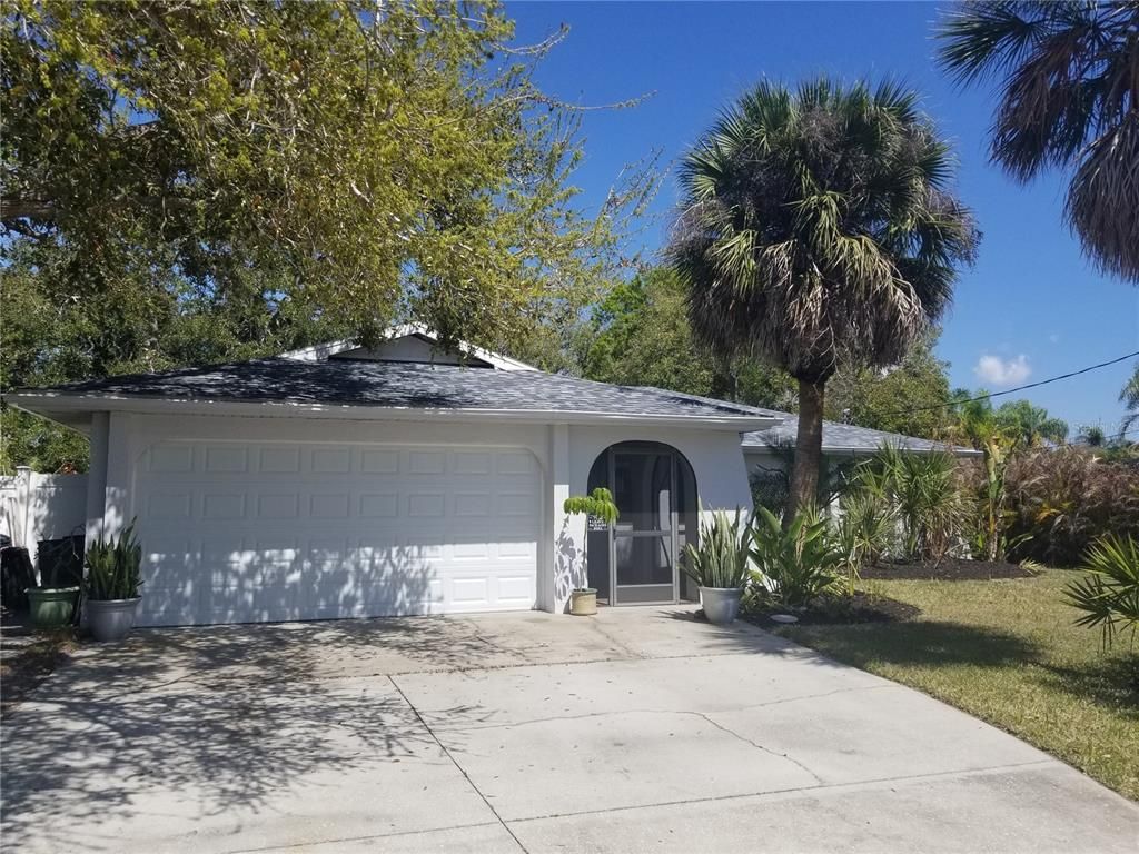 1720 Fossil Dr, Englewood, FL - View 2
