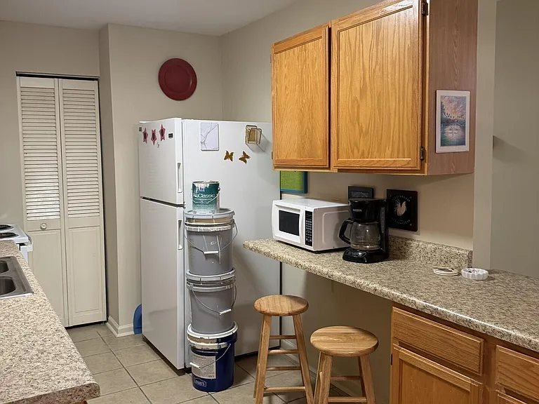 261 Simpson Ave #127 — Photo 8