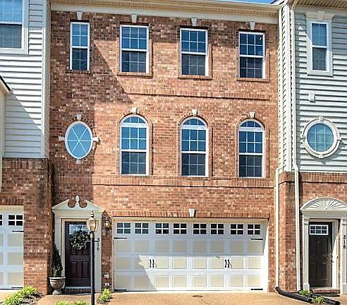 3rd image of 316 Siena Ln