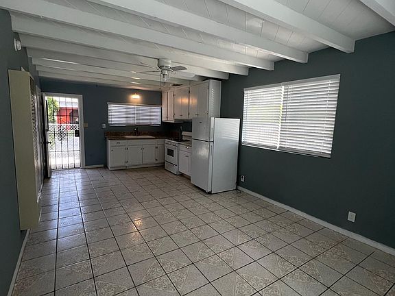 5th image of 3009 S Orange Dr #3009
