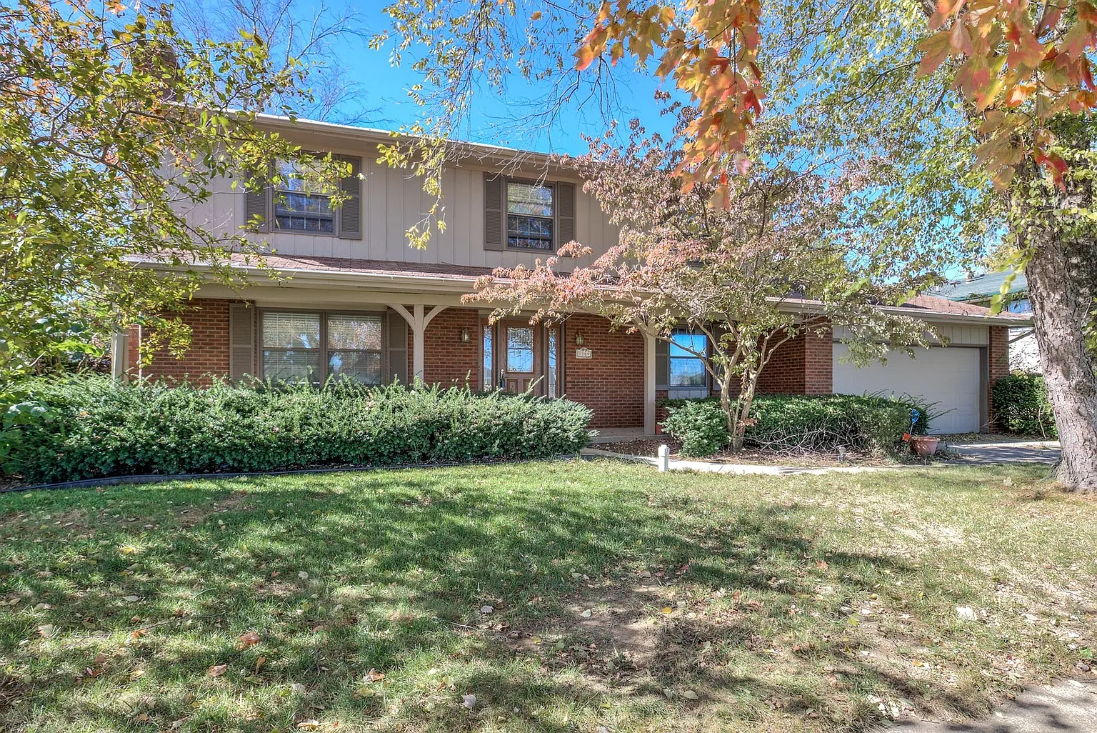 1809 Moraine Dr photo 1