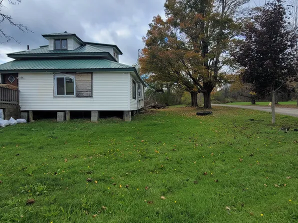 1085 Grindstone Road, Stacyville, ME 04777