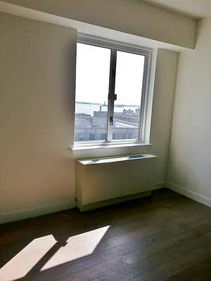 Rented by Battery Park Realty | media 7