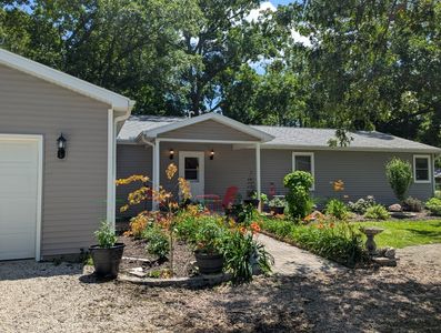 445 S Wyckles Rd, Decatur, IL, 62522