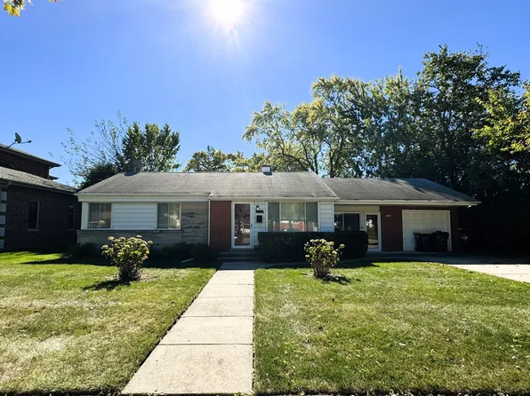 7015 Emerson St, Morton Grove, IL 60053