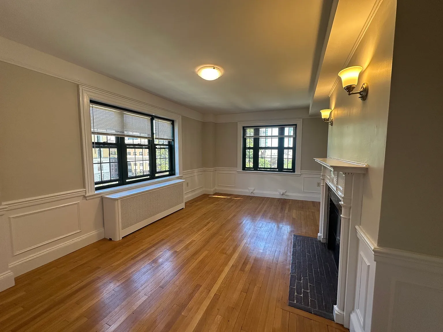 124 Bowdoin St — Photo 4