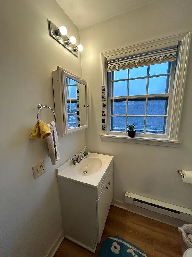 58 Main St — Photo 2